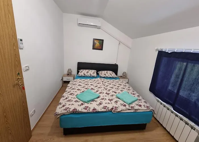 Apartma Patricija - Big For 6 3*